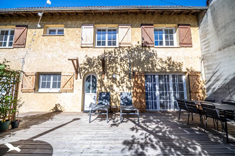 Vente Maison LESTIAC SUR GARONNE - 4 pièces -138 m² - (33550)