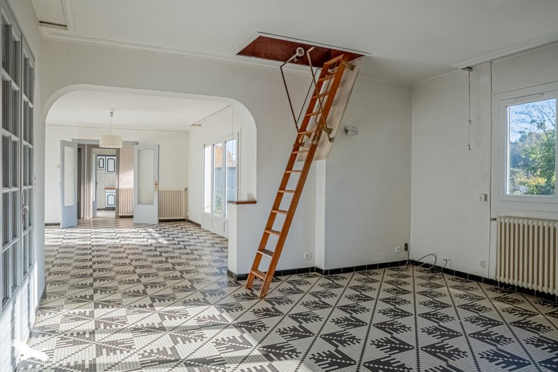 Vente Maison LE TOURNE - 7 pièces -178 m² - (33550)
