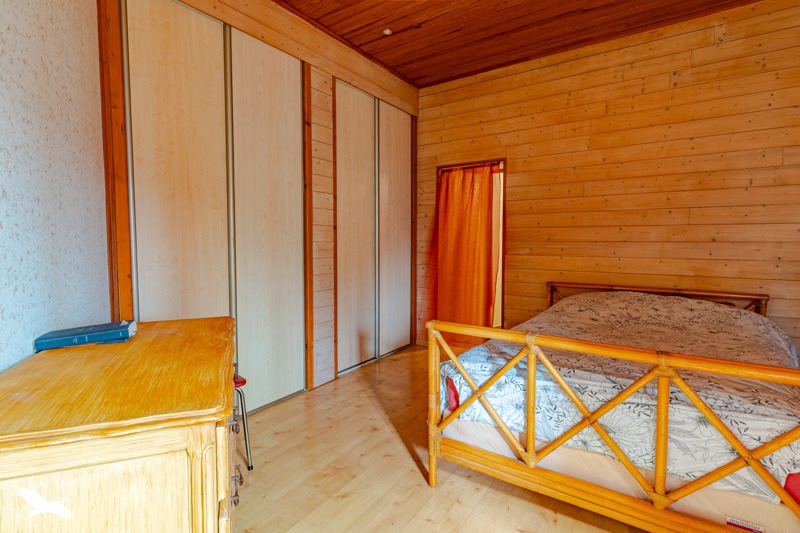 Vente Maison LE TOURNE - 6 pièces -152 m² - (33550)
