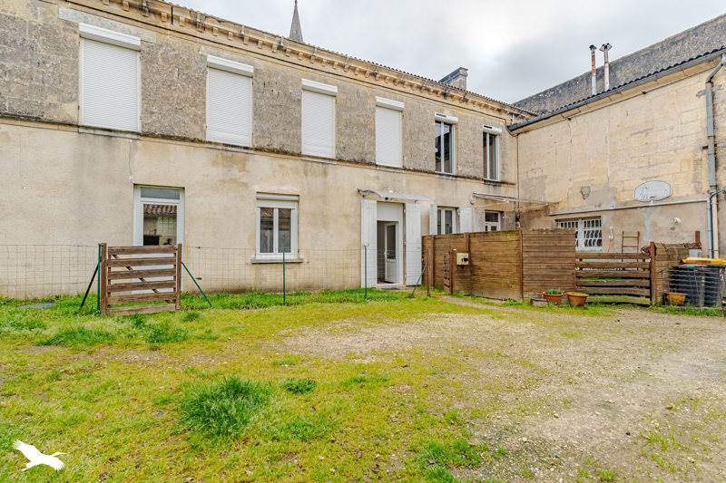 Vente Maison PAILLET - 8 pièces -211 m² - (33550)