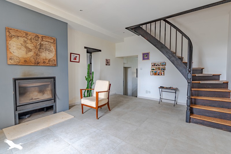 Vente Maison LANGOIRAN - 6 pièces -179 m² - (33550)