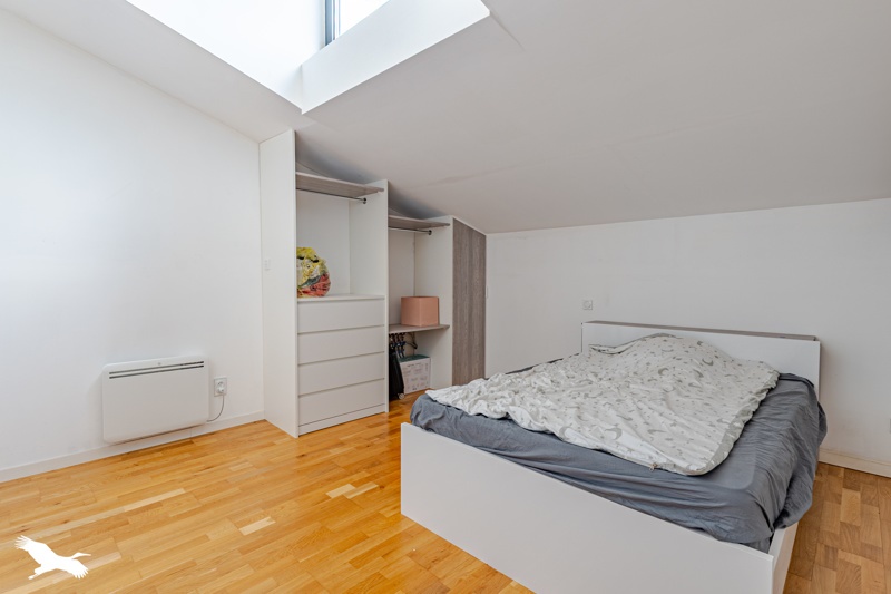Vente Maison LANGOIRAN - 6 pièces -179 m² - (33550)
