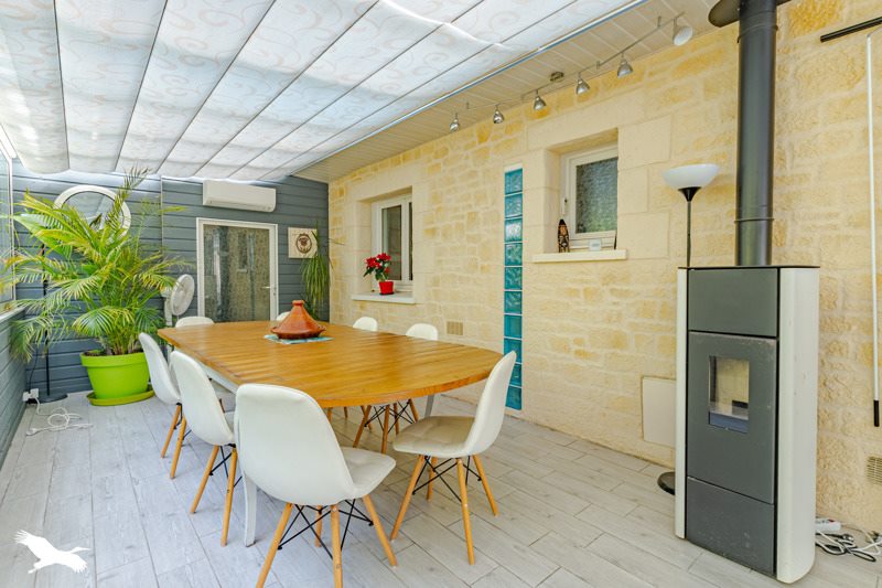 Vente Maison Tabanac - 8 pièces -230 m² - (33550)