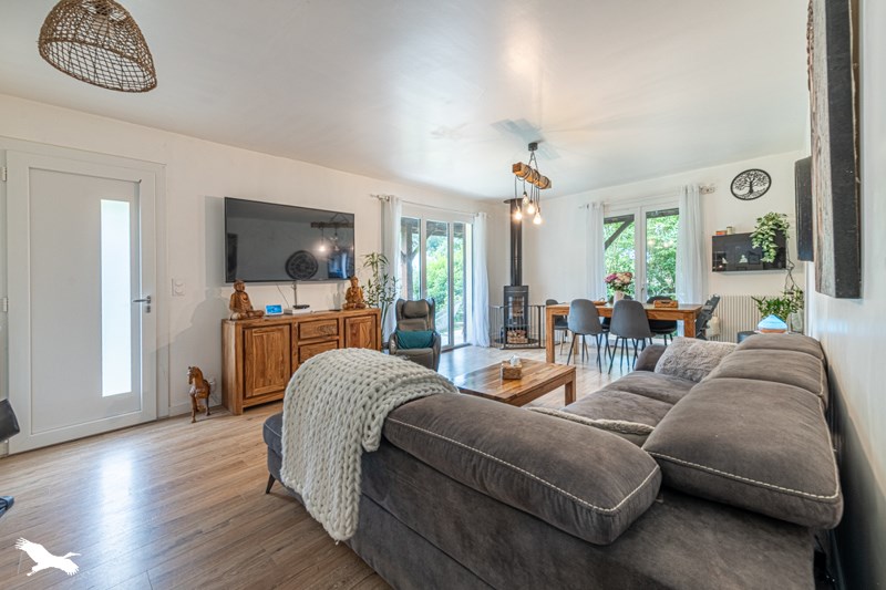Vente Maison LANGOIRAN - 6 pièces -128 m² - (33550)