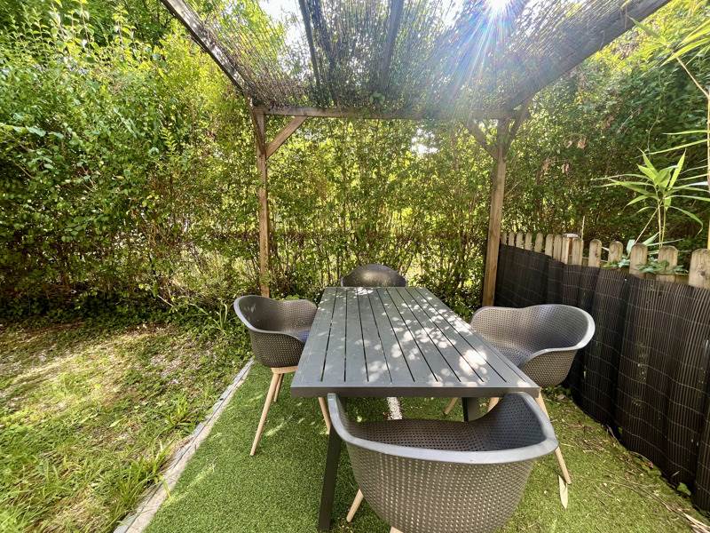 Vente Maison LANGOIRAN - 6 pièces -128 m² - (33550)