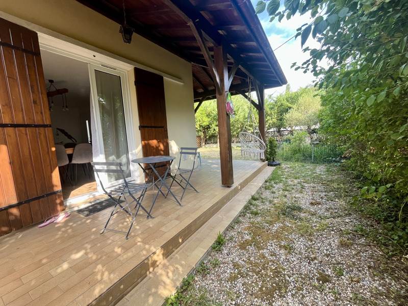 Vente Maison LANGOIRAN - 6 pièces -128 m² - (33550)