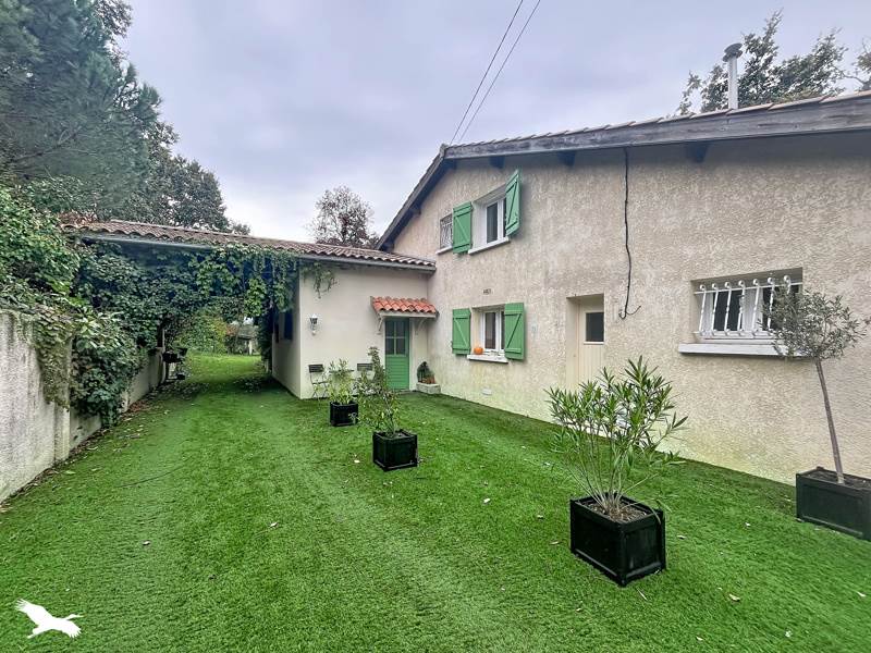 Vente Maison Tabanac 33550 7 pièces - 150 m²