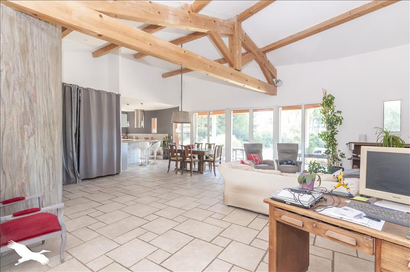 Vente Maison POUSSAN - 6 pièces -155 m² - (34560)