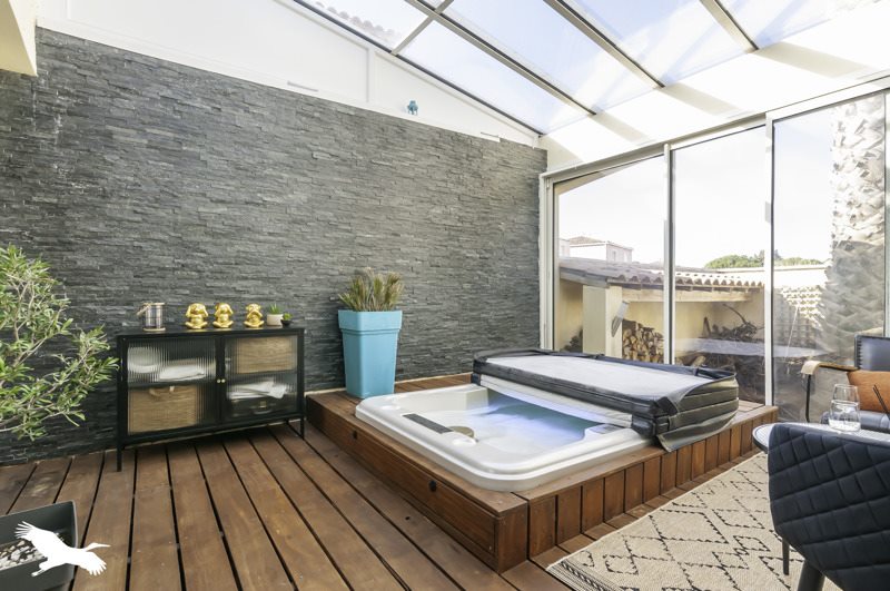 Vente Maison POUSSAN - 6 pièces -122 m² - (34560)