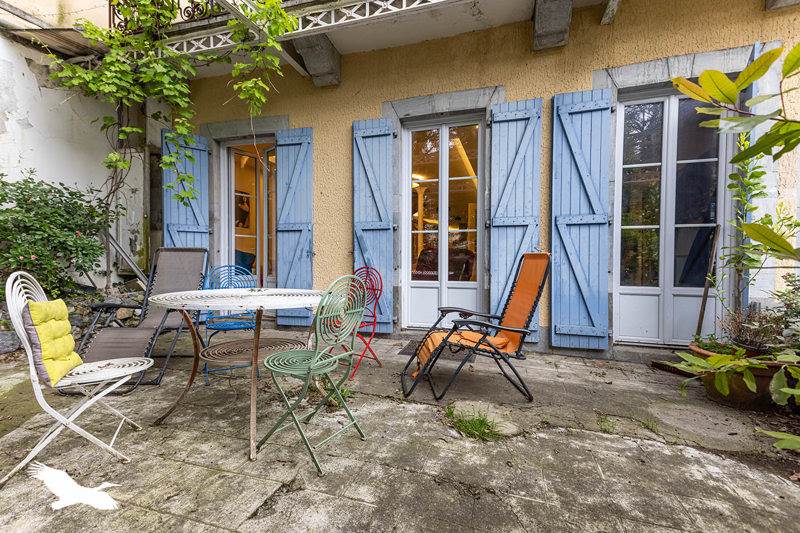 Appartement 7 pièces 242 m² · à Bagnères-de-Bigorre · 242 m² · 296 520 €