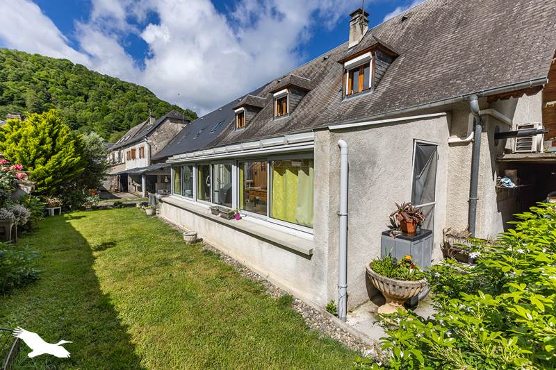 Vente Maison CAMPAN - 6 pièces -178 m² - (65710)