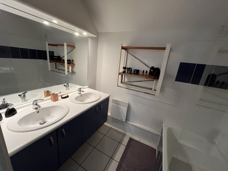 Vente Appartement BAGNERES DE BIGORRE - 3 pièces -74 m² - (65200)