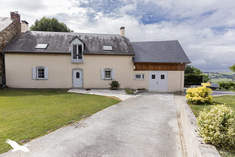 Vente Maison BETTES - 5 pièces -190 m² - (65130)