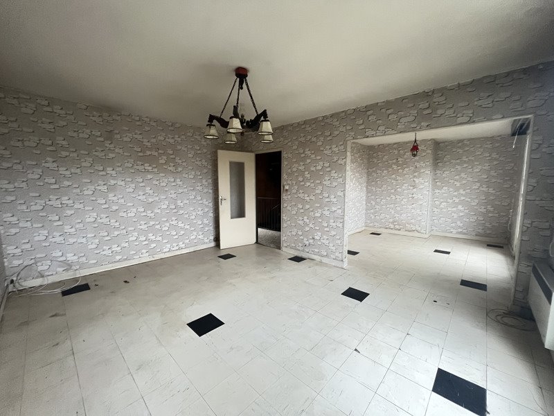 Vente Maison MEHUN SUR YEVRE - 7 pièces -128 m² - (18500)