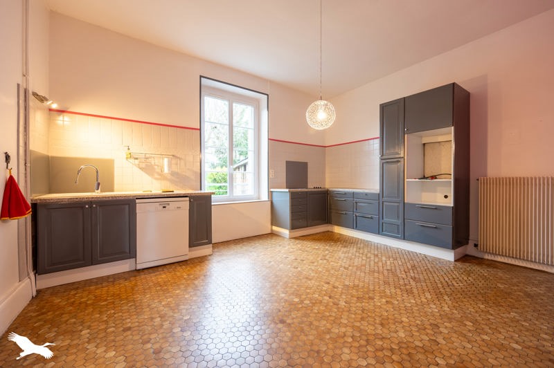 Vente Maison MEHUN SUR YEVRE - 6 pièces -210 m² - (18500)