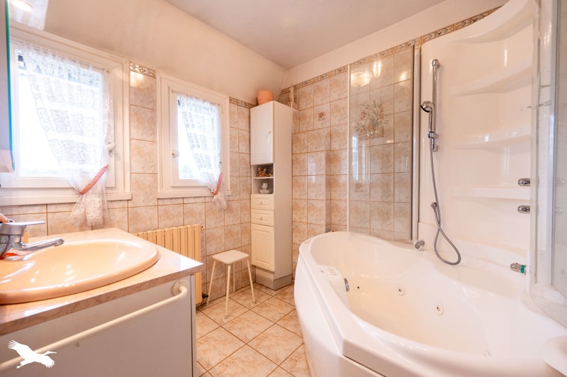 Vente Maison MARMAGNE - 7 pièces -154 m² - (18500)