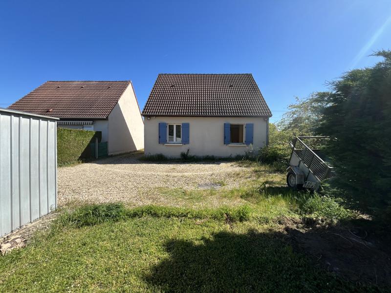 Vente Maison MEHUN SUR YEVRE - 4 pièces -83 m² - (18500)