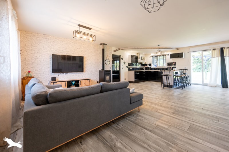 Vente Maison ALLOUIS - 7 pièces -172 m² - (18500)