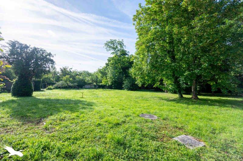 Vente Maison MEHUN SUR YEVRE - 7 pièces -166 m² - (18500)