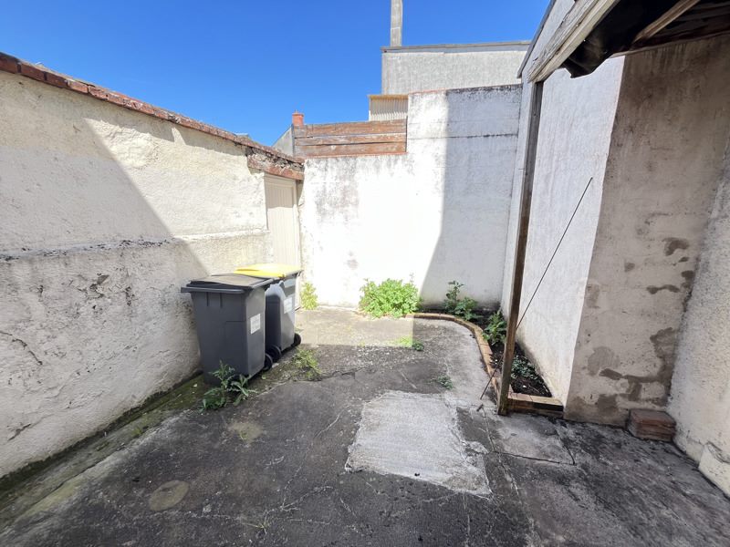 Vente Maison MEHUN SUR YEVRE - 3 pièces -66 m² - (18500)