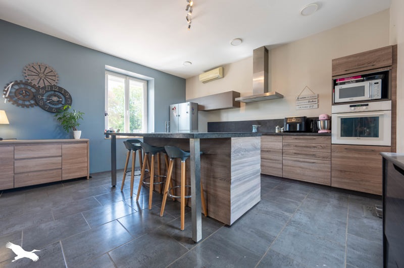 Vente Maison ALLOUIS - 6 pièces -140 m² - (18500)