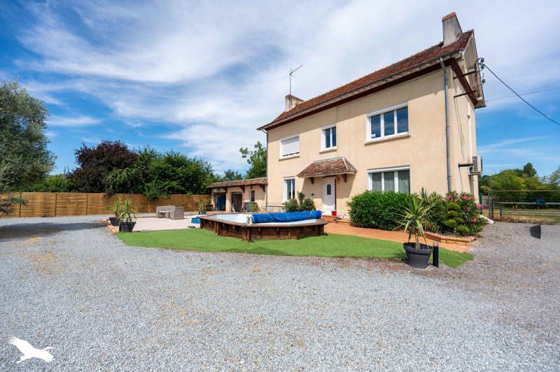Vente Maison ALLOUIS - 6 pièces -140 m² - (18500)