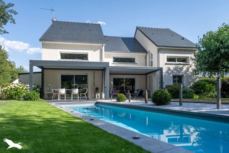 Maison 7 pièces 205 m² · à Mehun-sur-Yèvre · 205 m² · 525 000 €