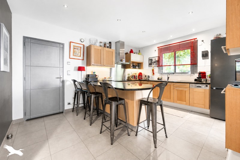 Vente Maison MEHUN SUR YEVRE - 7 pièces -205 m² - (18500)