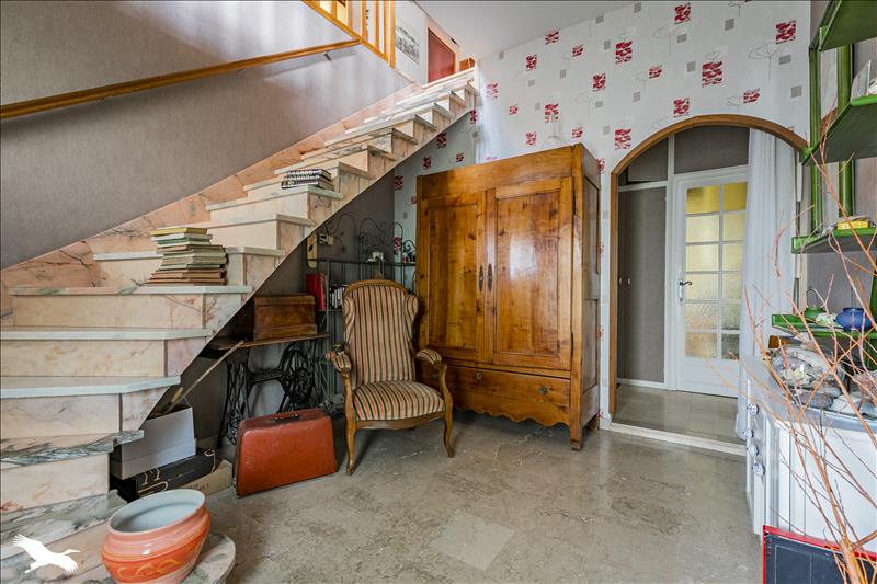 Vente Maison POMPIGNAC - 7 pièces -178 m² - (33370)