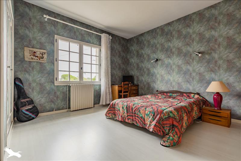 Vente Maison POMPIGNAC - 7 pièces -178 m² - (33370)