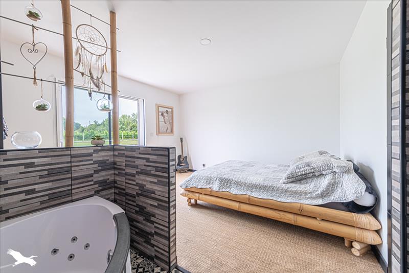 Vente Maison ST GERMAIN DU PUCH - 6 pièces -192 m² - (33750)