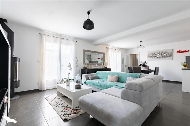 Vente Maison BEYCHAC ET CAILLAU - 7 pièces -177 m² - (33750)