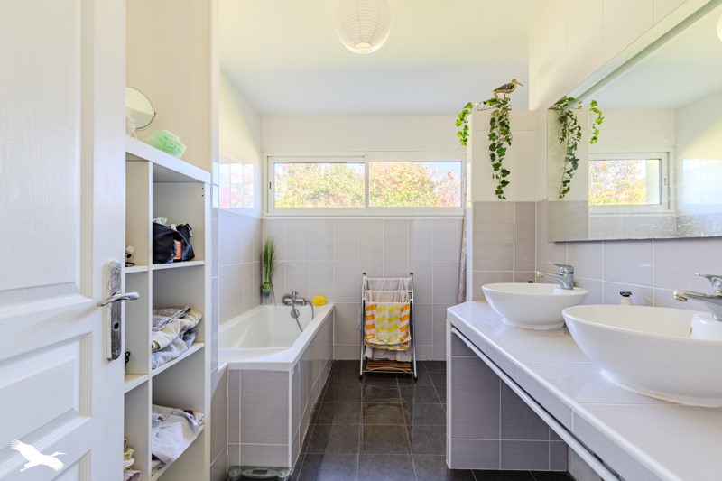 Vente Maison BEYCHAC ET CAILLAU - 5 pièces -128 m² - (33750)