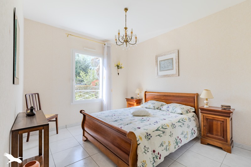 Vente Maison POMPIGNAC - 6 pièces -156 m² - (33370)