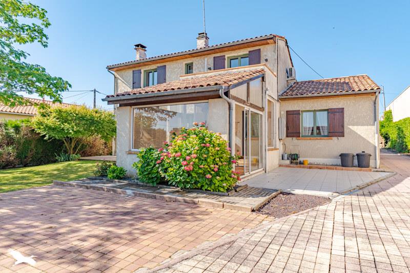 Vente Maison ST GERMAIN DU PUCH - 6 pièces -143 m² - (33750)