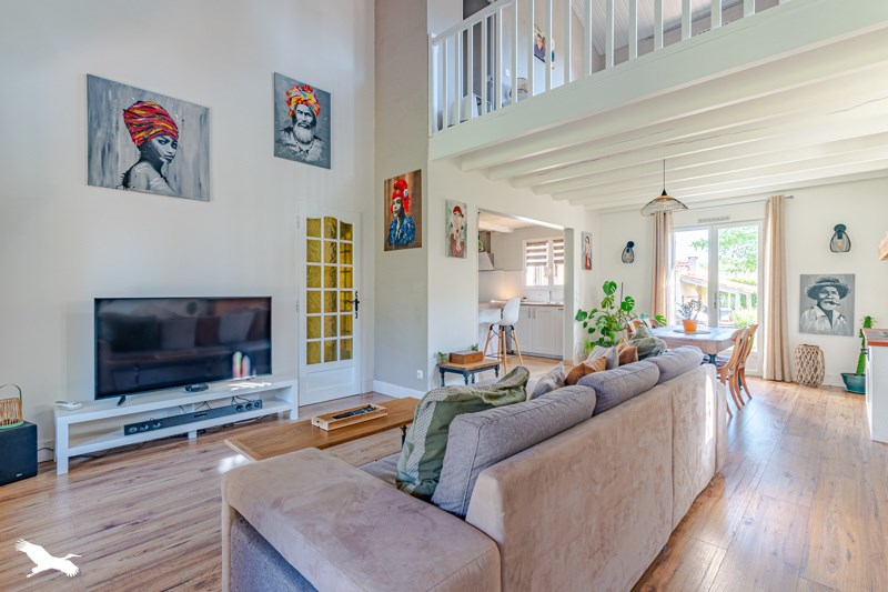Vente Maison ST GERMAIN DU PUCH - 6 pièces -143 m² - (33750)