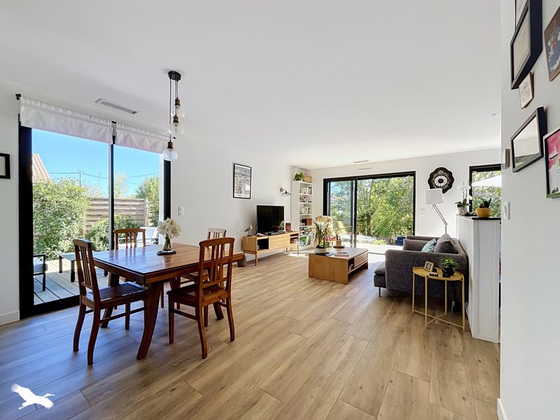 Vente Maison Sallebœuf - 4 pièces -101 m² - (33370)