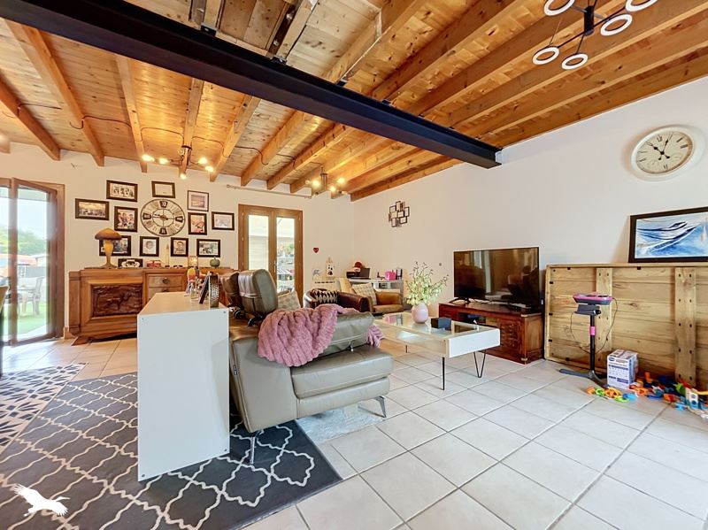Vente Maison Sallebœuf - 6 pièces -120 m² - (33370)