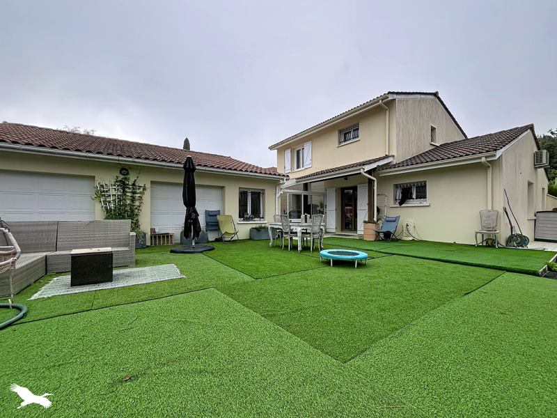 Vente Maison Sallebœuf - 6 pièces -120 m² - (33370)