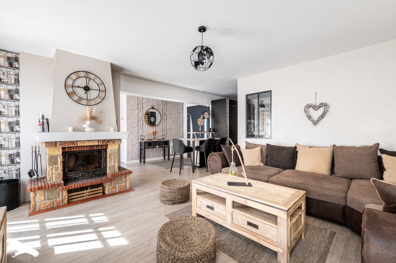 Vente Maison NANTIAT - 6 pièces -115 m² - (87140)