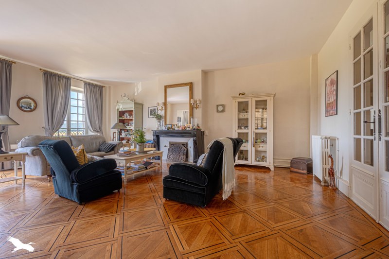 Vente Maison CHAMBORET - 14 pièces -430 m² - (87140)