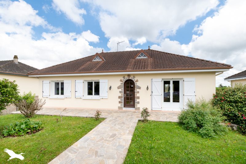 Vente Maison CHAPTELAT - 6 pièces -148 m² - (87270)