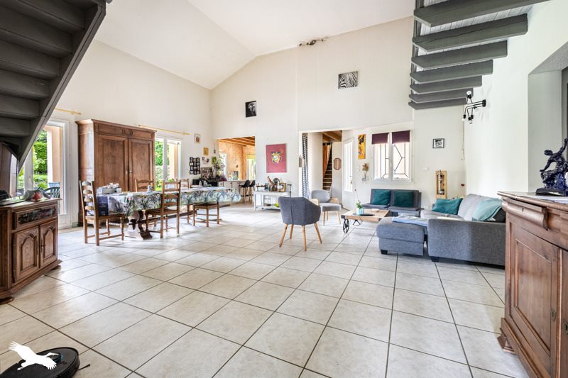 Vente Maison VEYRAC - 6 pièces -202 m² - (87520)