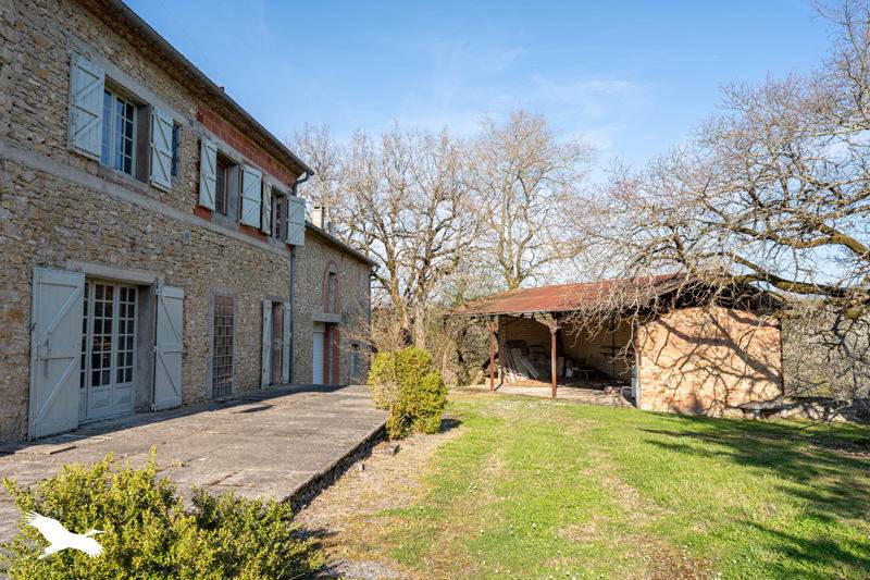 Vente Maison LAUTREC - 12 pièces -271 m² - (81440)