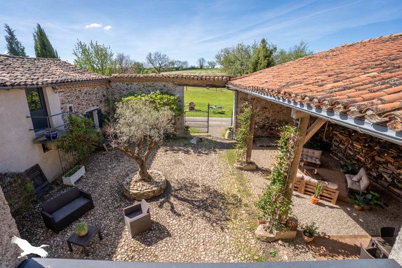 Vente Maison ROQUECOURBE - 11 pièces -374 m² - (81210)