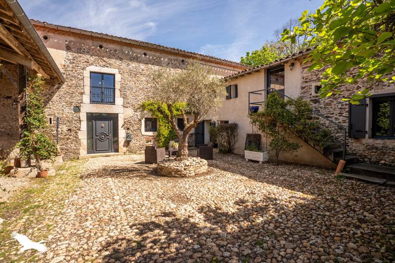 Vente Maison ROQUECOURBE - 11 pièces -374 m² - (81210)
