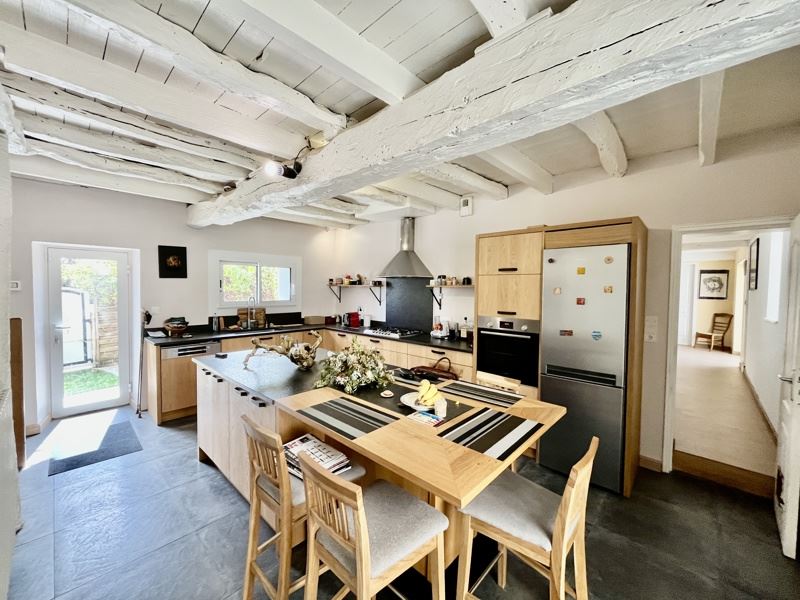 Vente Maison CASTRES - 6 pièces -216 m² - (81100)