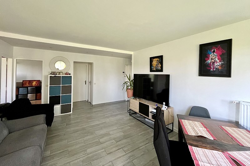 Vente Appartement LES CLAYES SOUS BOIS - 3 pièces -65 m² - (78340)