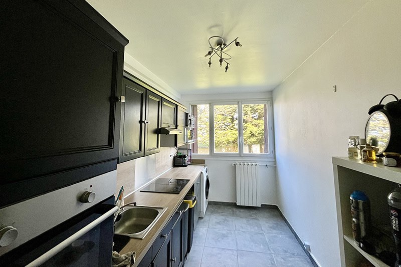 Vente Appartement LES CLAYES SOUS BOIS - 3 pièces -65 m² - (78340)