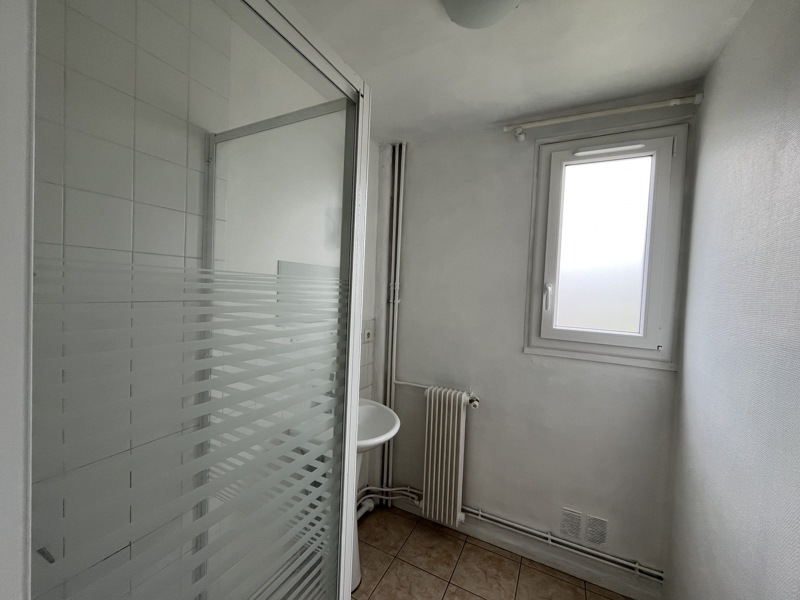 Vente Appartement LES CLAYES SOUS BOIS - 2 pièces -39 m² - (78340)